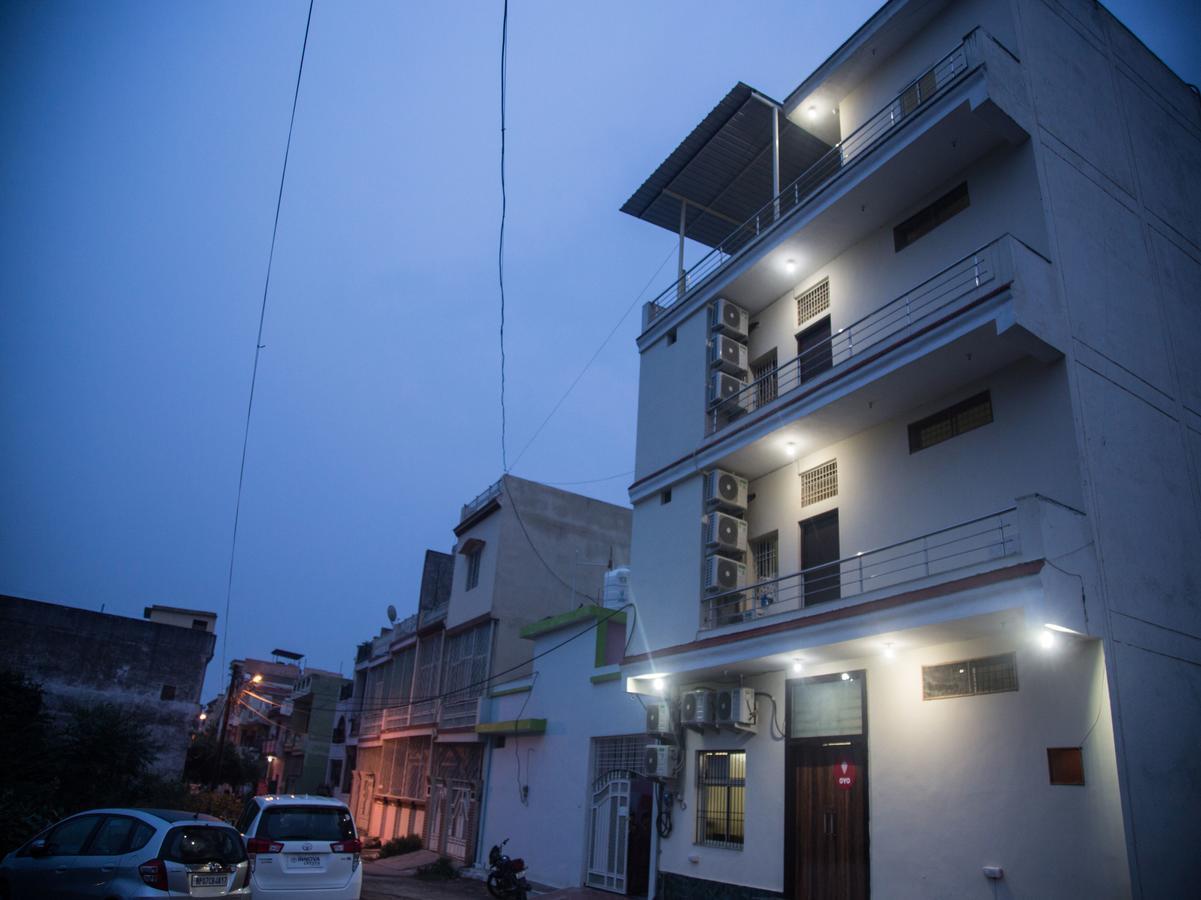 Отель Oyo 9123 Baghban Residency Гвалиор Экстерьер фото