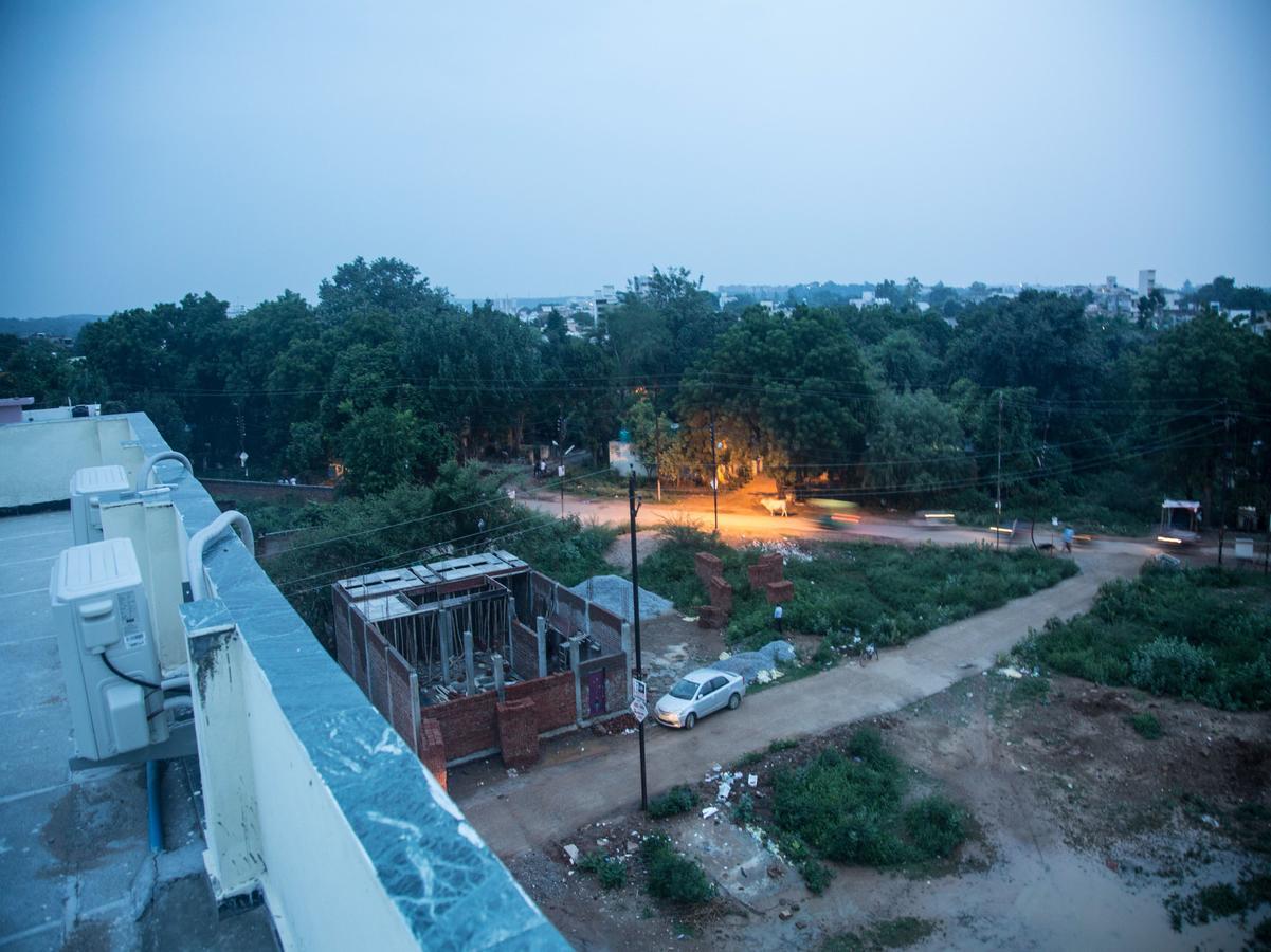 Отель Oyo 9123 Baghban Residency Гвалиор Экстерьер фото